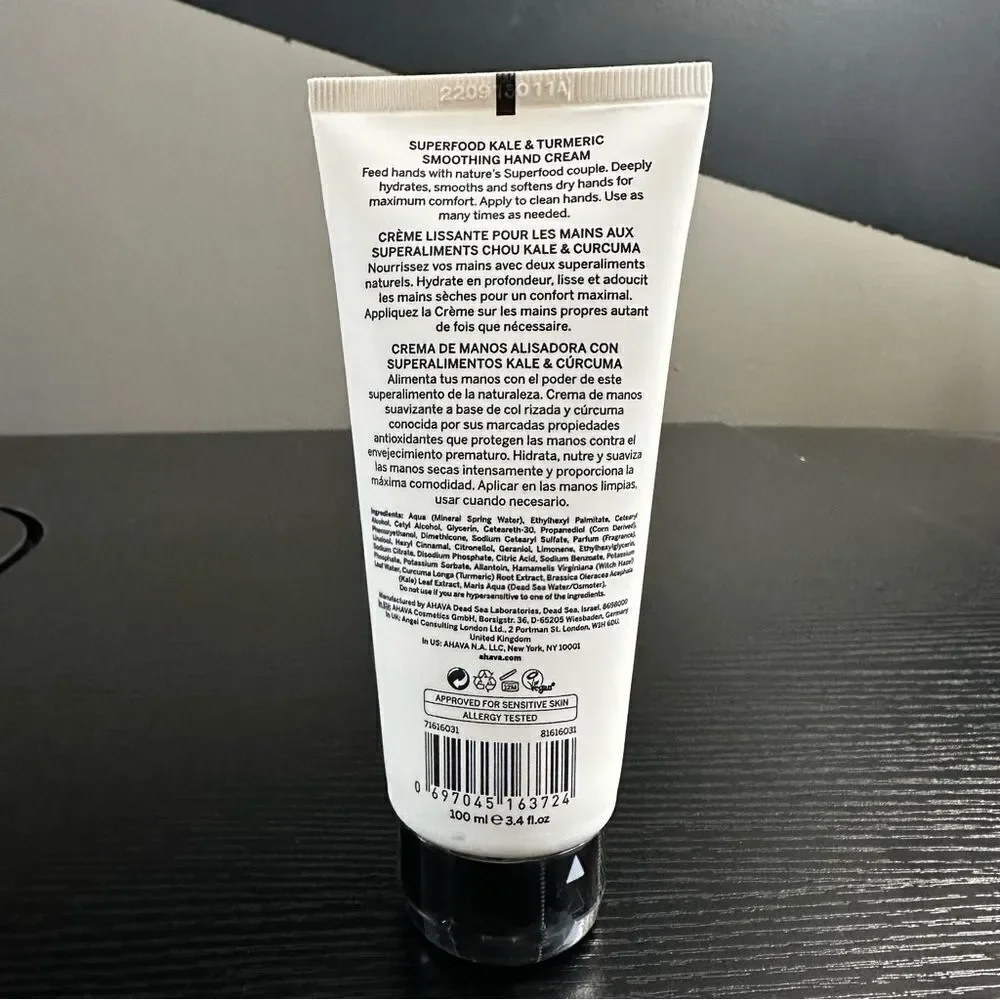 AHAVA Smoothing Hand Cream - Kale & Turmeric